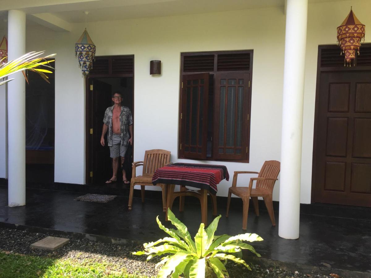Sundance Surf Coconut Point Hotel เวลิกามา ภายนอก รูปภาพ